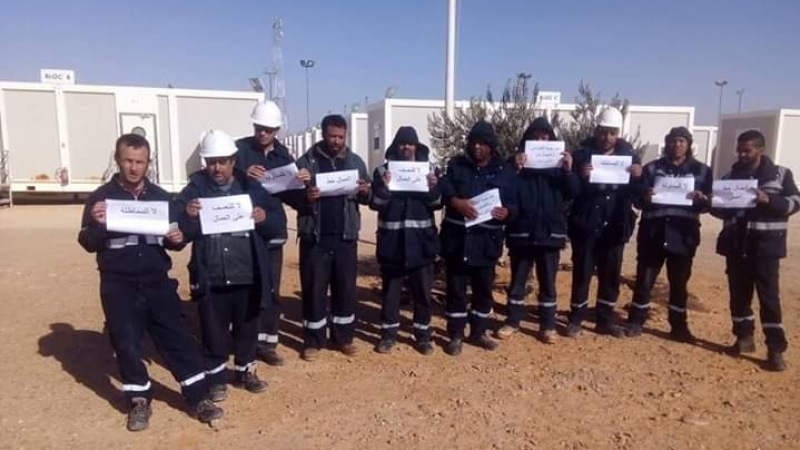 تطاوين: عمال شركة الجنوب للخدمات في إضراب جوع تطاوين: عمال شركة الجنوب للخدمات في إضراب جوع