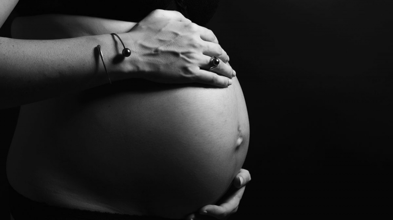 تسجيل حالات إكراه نساء على الحمل وإيجار أرحام في تونس تسجيل حالات إكراه نساء على الحمل وإيجار أرحام في تونس