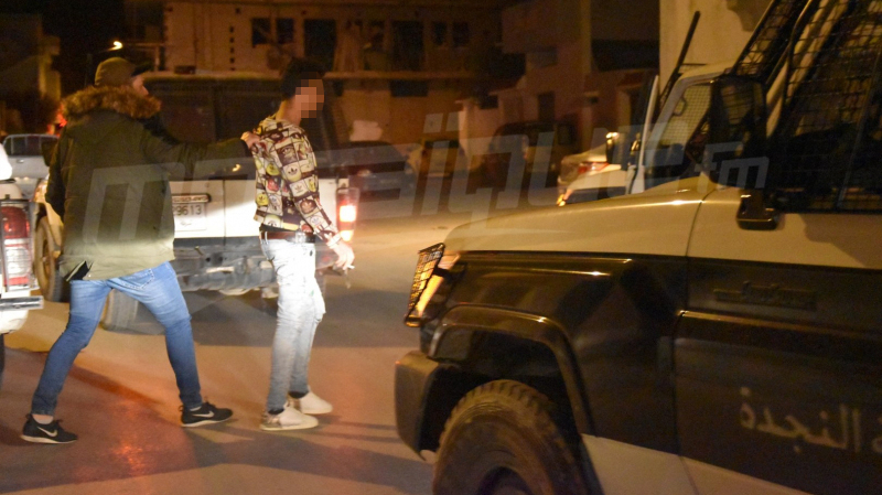 الوردانين: القبض على 8 اشخاص خرقوا الحجر الصحي وقدموا الخمر لطفل الوردانين: القبض على 8 اشخاص خرقوا الحجر الصحي وقدموا الخمر لطفل