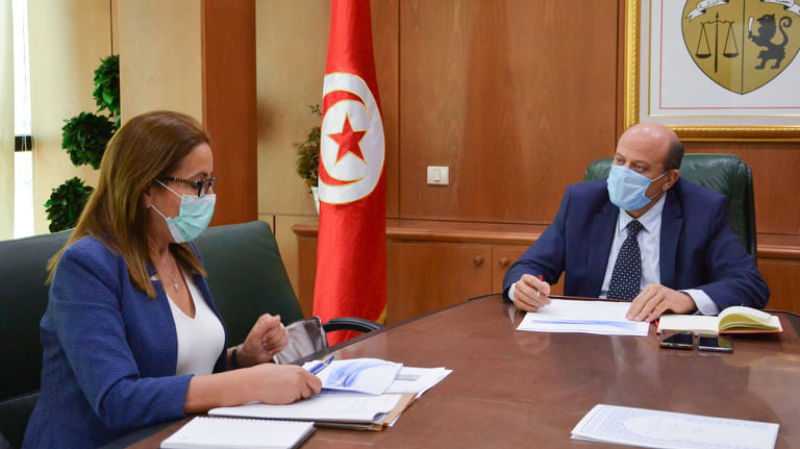 جلسة عمل حول آفاق عمل المركز التقني للصناعات الميكانيكية والكهربائية جلسة عمل حول آفاق عمل المركز التقني للصناعات الميكانيكية والكهربائية