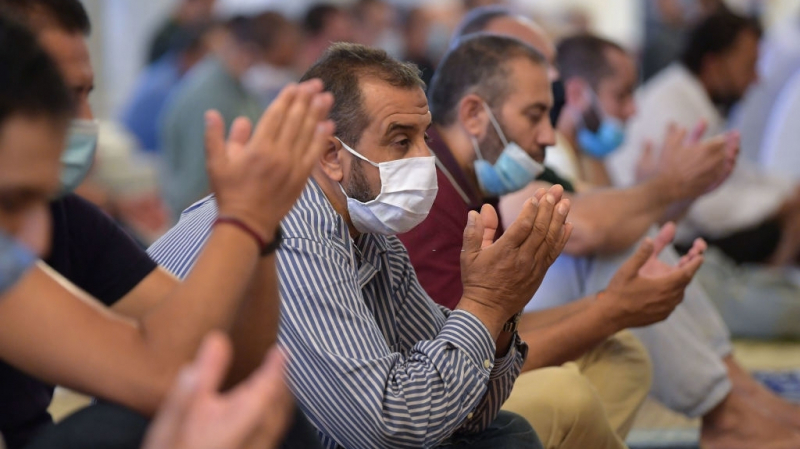 مساجد القلعة تفتح أبوابها من جديد أمام المصلين مساجد القلعة تفتح أبوابها من جديد أمام المصلين