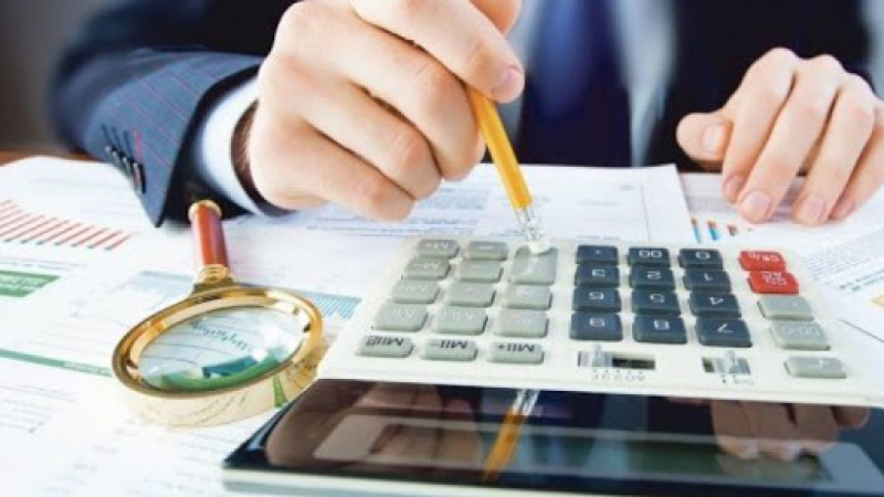 شبهة إثراء غير مشروع لأمني يمتلك عقارات لا تتناسب مع دخله شبهة إثراء غير مشروع لأمني يمتلك عقارات لا تتناسب مع دخله