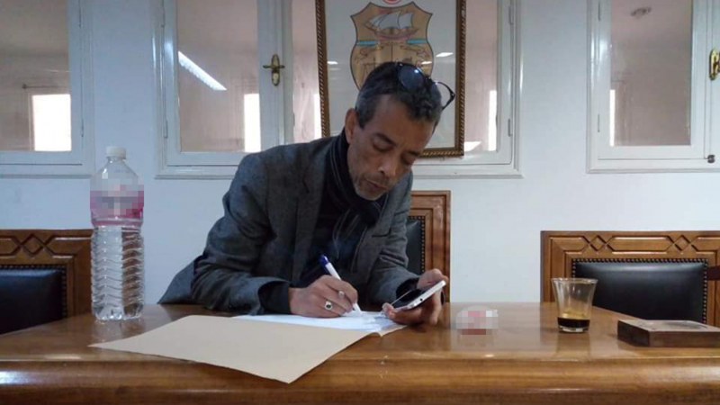 إيقاف رئيس نقابة أعوان العدلية عن العمل بسبب’الإساءة لرئاسة الجمهورية’