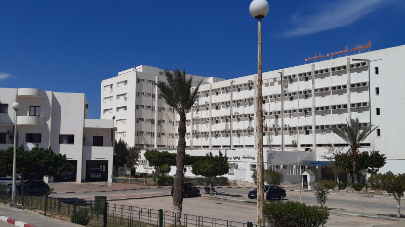 قابس: أعوان قسم القلب بالمستشفى الجهوي في الحجر الصحٌي قابس: أعوان قسم القلب بالمستشفى الجهوي في الحجر الصحٌي