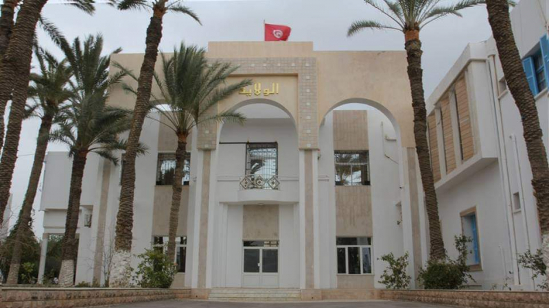 قابس: تقليص عدد مسافري النقل العمومي إلى النصف قابس: تقليص عدد مسافري النقل العمومي إلى النصف