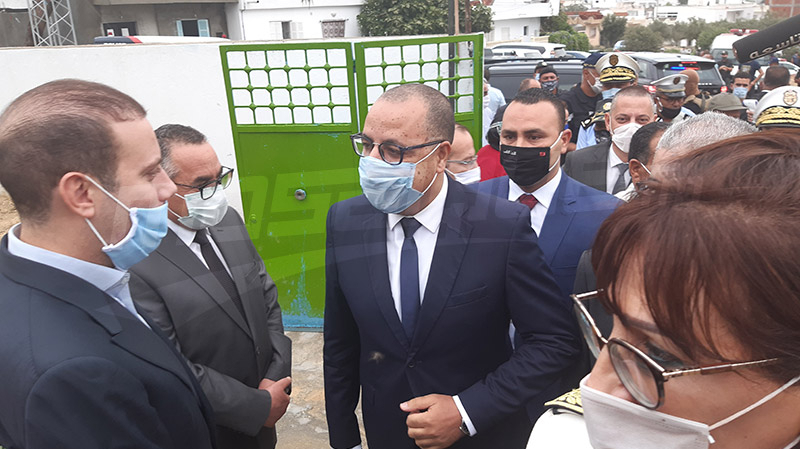 رئيس الحكومة: العمل على تجهيز المدارس بآليات الحماية من كورونا رئيس الحكومة: العمل على تجهيز المدارس بآليات الحماية من كورونا