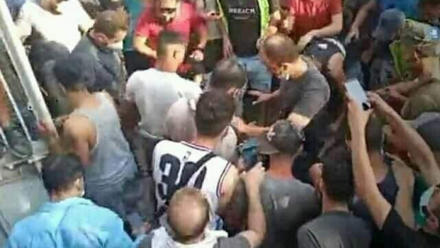 سُحل وقتل حرقا... السلطات الجزائرية تحقق في مقتل الشاب جمال بن اسماعيل سُحل وقتل حرقا... السلطات الجزائرية تحقق في مقتل الشاب جمال بن اسماعيل
