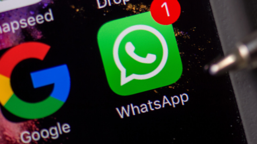 عملية احتيال على 'واتساب' تُتيح قراءة محادثاتك وسرقة أموالك عملية احتيال على 'واتساب' تُتيح قراءة محادثاتك وسرقة أموالك