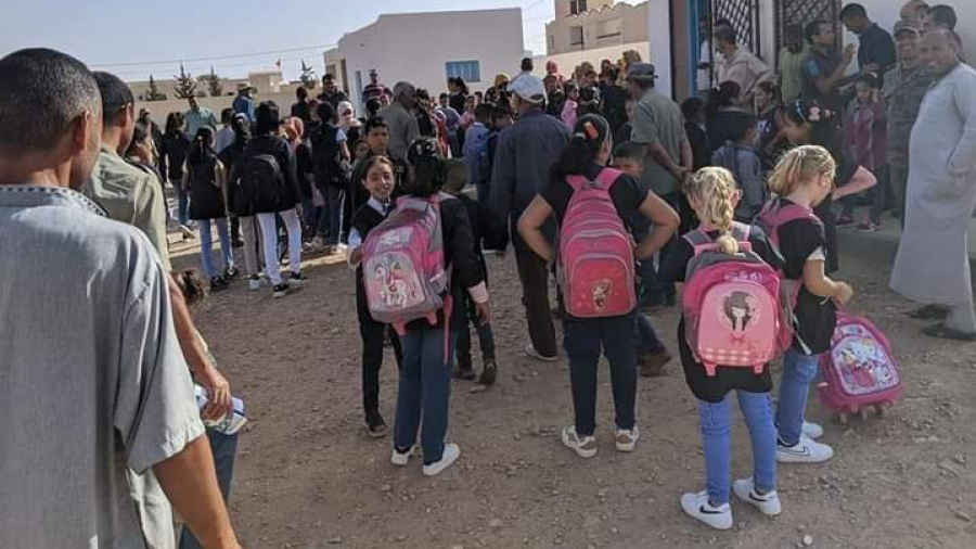 أهالي ذهيبة يرفضون عودة أبنائهم إلى المدرسة أهالي ذهيبة يرفضون عودة أبنائهم إلى المدرسة