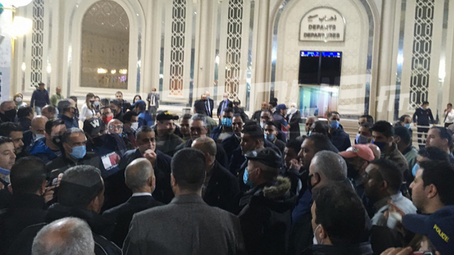 حادثة المطار: بطاقة إيداع بالسجن ضد سيف الدين مخلوف حادثة المطار: بطاقة إيداع بالسجن ضد سيف الدين مخلوف