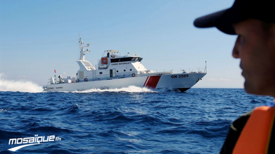 المهدية: انتشال جثتين إضافيتين في غرق مركب هجرة المهدية: انتشال جثتين إضافيتين في غرق مركب هجرة