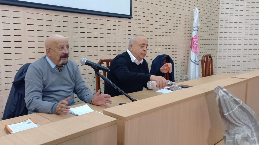 في كتابه الجديد.. الهادي الزعيم يدعو إلى بناء اقتصاد اجتماعي تضامني في كتابه الجديد.. الهادي الزعيم يدعو إلى بناء اقتصاد اجتماعي تضامني