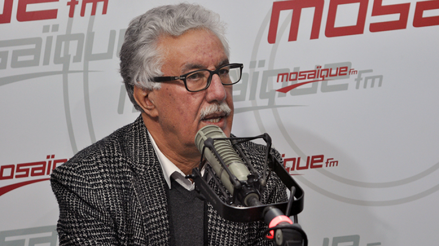 الهمامي: إيقافات في صفوف أبناء حزب العمال.. والتهمة معارضة 25 جويلية الهمامي: إيقافات في صفوف أبناء حزب العمال.. والتهمة معارضة 25 جويلية