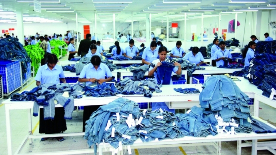 تحسّن صادرات قطاع النسيح والملابس بـ12.47% تحسّن صادرات قطاع النسيح والملابس بـ12.47%