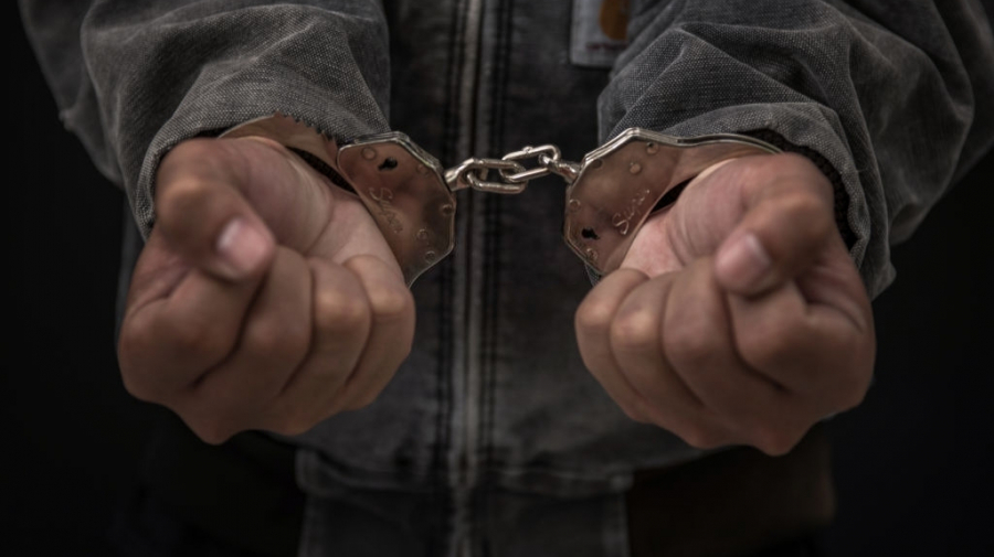 22 سنة سجنا ضدّ متّهم حاول دهس عون حرس 22 سنة سجنا ضدّ متّهم حاول دهس عون حرس