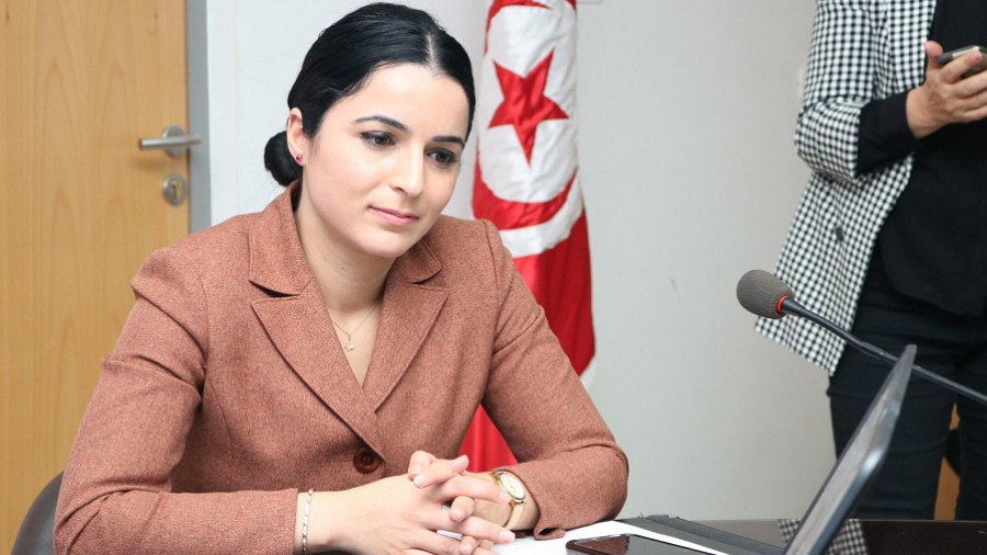 ألفة الحامدي: الحالة الاستثنائية طالت.. والحكومة بلا خيارات واضحة ألفة الحامدي: الحالة الاستثنائية طالت.. والحكومة بلا خيارات واضحة