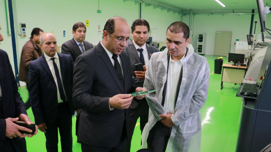 افتتاح مصنع إيطالي للبطاقات الالكترونية بمعتمدية المرناقية افتتاح مصنع إيطالي للبطاقات الالكترونية بمعتمدية المرناقية