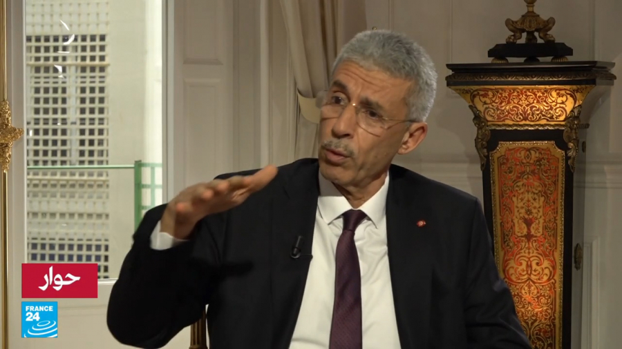 وزير الاقتصاد يساند قرار رفع نسبة الفائدة الرئيسية وزير الاقتصاد يساند قرار رفع نسبة الفائدة الرئيسية