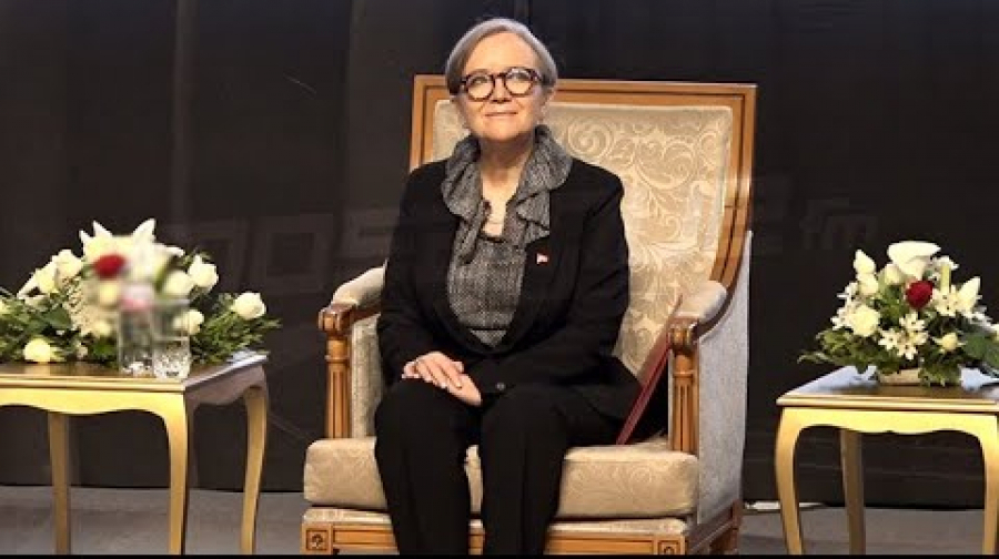 رئيسة الحكومة: المناخ محفّز للاستثمار في تونس اليوم رئيسة الحكومة: المناخ محفّز للاستثمار في تونس اليوم