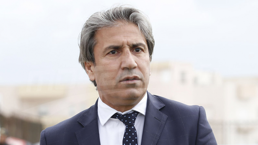 نبيل الكوكي على رادار شباب بلوزداد والمولودية نبيل الكوكي على رادار شباب بلوزداد والمولودية