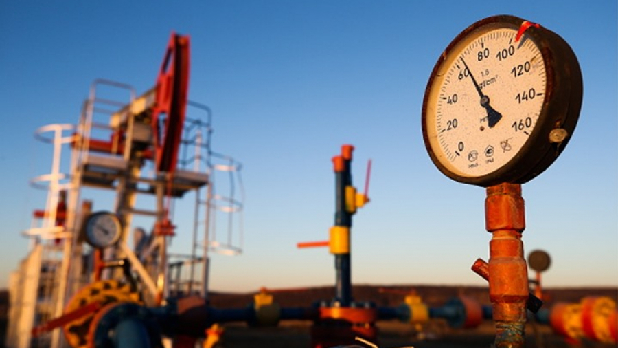 لليوم الثاني.. أسعار النفط تواصل ارتفاعها لليوم الثاني.. أسعار النفط تواصل ارتفاعها