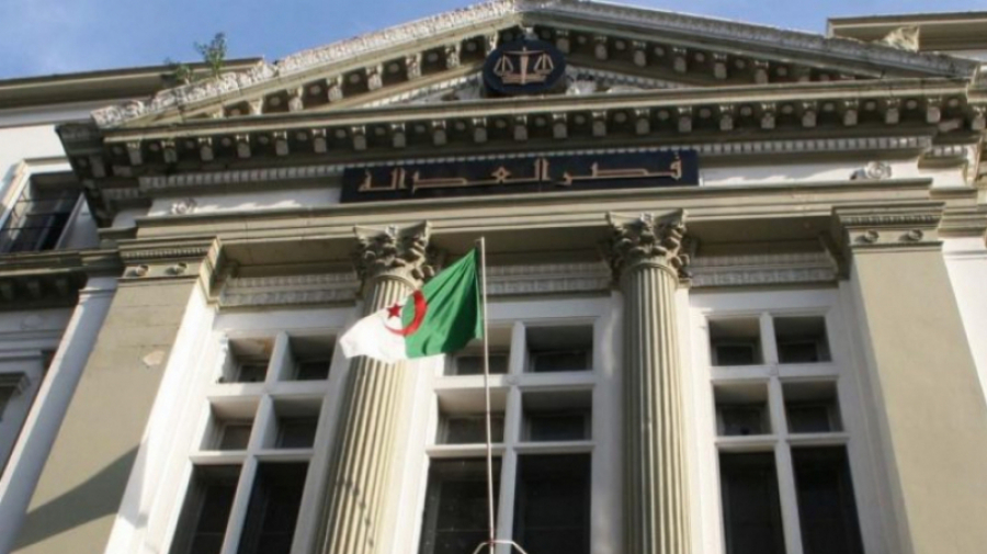 السجن لوزير جزائري اختلس تبرعات أمير الكويت لضحايا الإرهاب السجن لوزير جزائري اختلس تبرعات أمير الكويت لضحايا الإرهاب