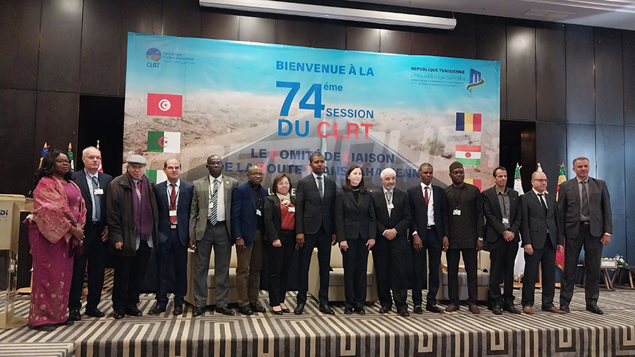 لجنة برئاسة الحكومة لدعم الطريق العابرة للصحراء لجنة برئاسة الحكومة لدعم الطريق العابرة للصحراء