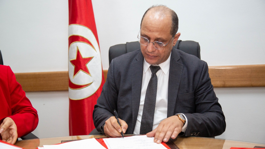 توقيع اتفاقية تّعاون بين الهيئة العامة للشّغل وصناديق الضمان الاجتماعي توقيع اتفاقية تّعاون بين الهيئة العامة للشّغل وصناديق الضمان الاجتماعي