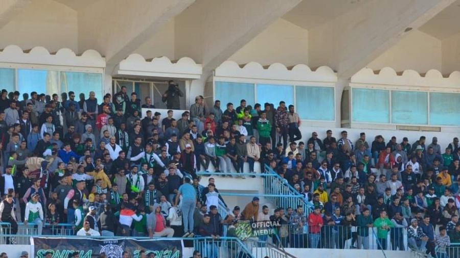 جماهير الملعب القابسي تقوم بحملة لجمع التبرعات لدعم خزينة النادي جماهير الملعب القابسي تقوم بحملة لجمع التبرعات لدعم خزينة النادي