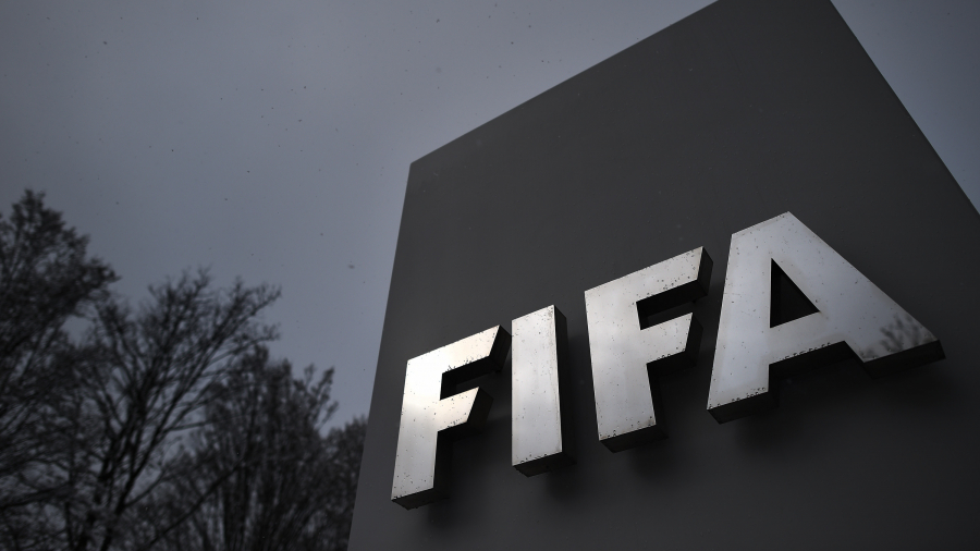 الفيفا تجرّد إندونيسيا من استضافة مونديال تحت 20 عاماً الفيفا تجرّد إندونيسيا من استضافة مونديال تحت 20 عاماً