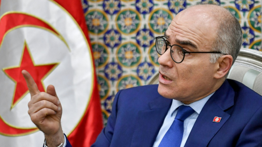 وزير الشؤون الخارجية يمثل تونس في احتفال تتويج ملك بريطانيا