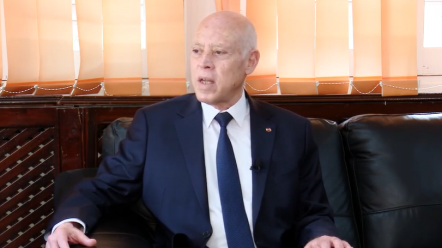 سعيد: المواطن البائس لا يجد حظه في وطنه.. والخبز خط أحمر !