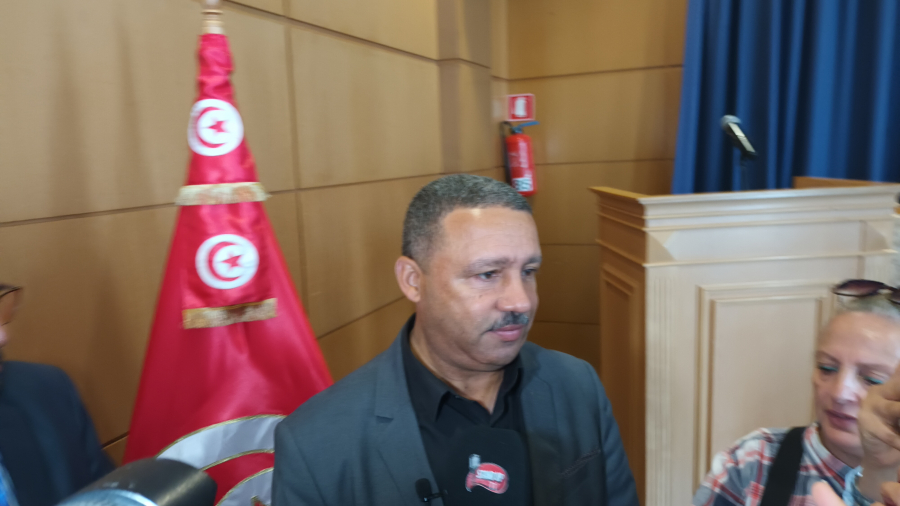 حراك 25 جويلية يطالب بتطهير الإدارة ومراجعة التعيينات