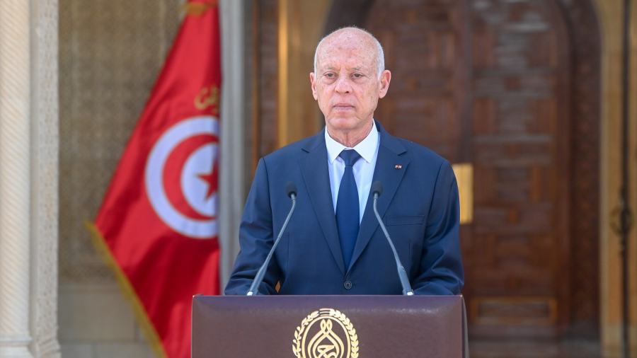في عيد الجيش الوطني: سعيد يقول ''نحن كلنا جنود تونس وهذا يكفينا''