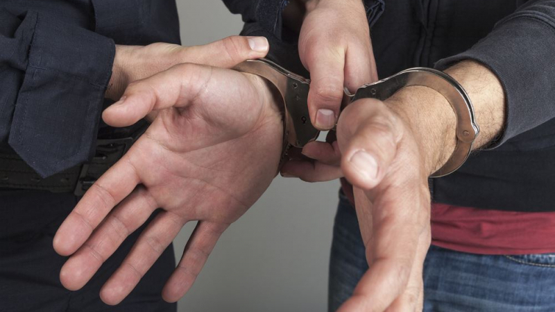 Arrestation d’un ancien cadre bancaire condamné à 48 ans de prison Arrestation