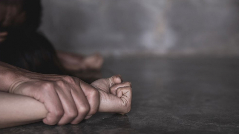 Arrestation de deux jeunes pour le viol d'une adolescente Arrestation de deux jeunes pour le viol d'une adolescente