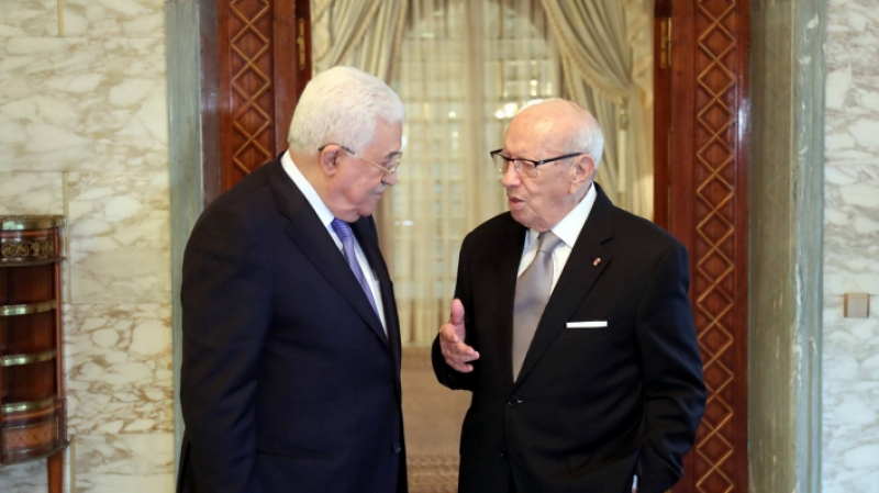 BCE reçoit une communication téléphonique de Mahmoud Abbes