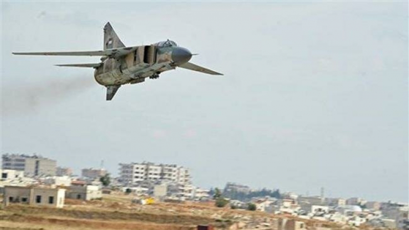 Syrie: combats et nouvelles frappes du régime chasseur syrien