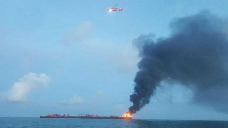 Collision entre un navire de fret chinois et un tanker iranien ...