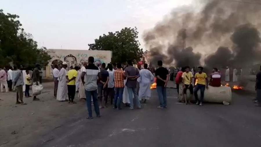 Coup d'Etat au Soudan: l'UE menace de suspendre son soutien financier Coup d'Etat au Soudan: l'UE menace de suspendre son soutien financier