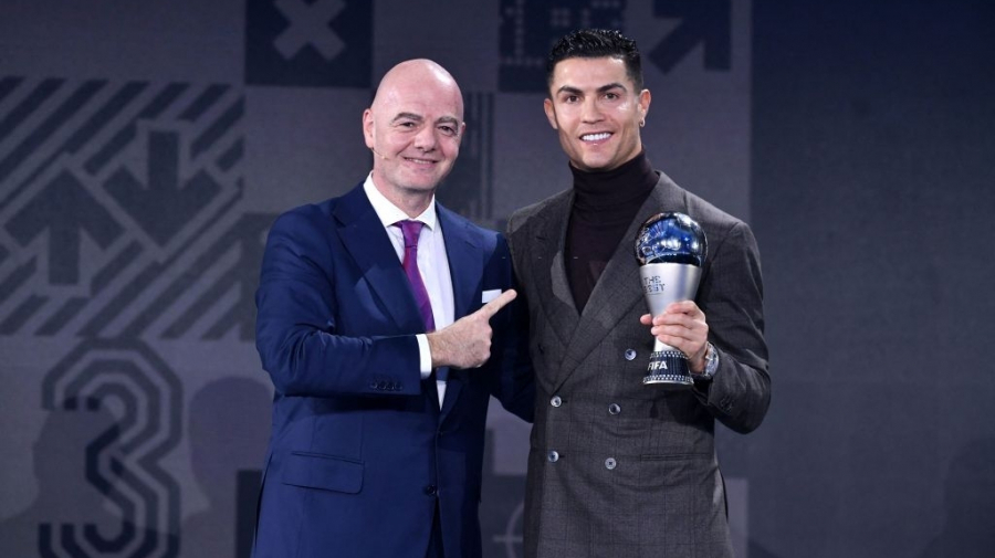 Prix Fifa: Ronaldo, le meilleur buteur de tous les temps, honoré Cristiano Ronaldo