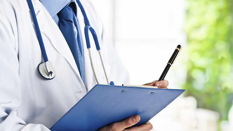 Des médecins tunisiens exercent en Libye sans autorisation ?