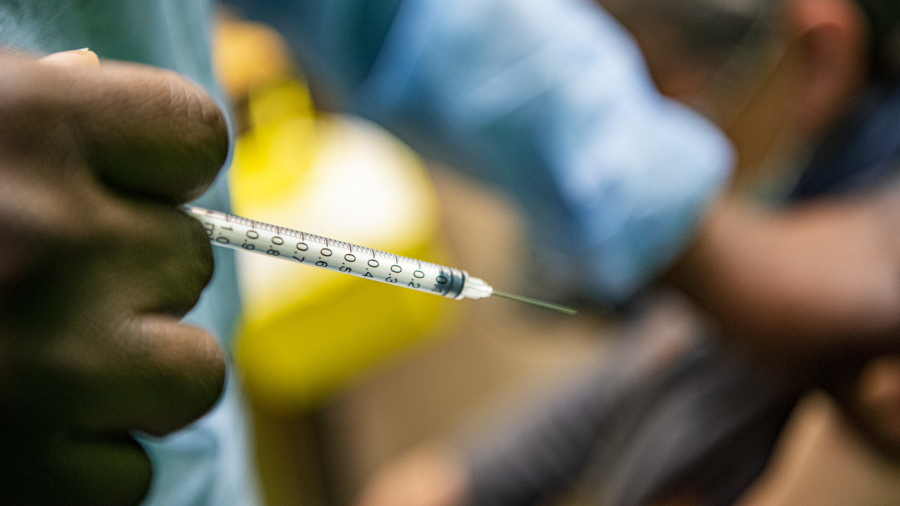 Deuxième dose de vaccin pour les personnes ayant contracté la Covid