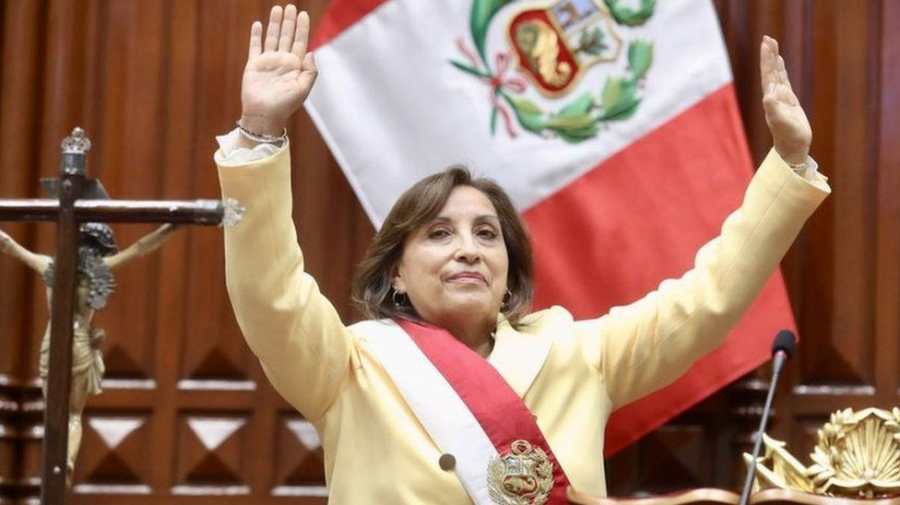 Pérou: Castillo arrêté, sa vice-présidente investie à la tête du pays Dina Boluarte