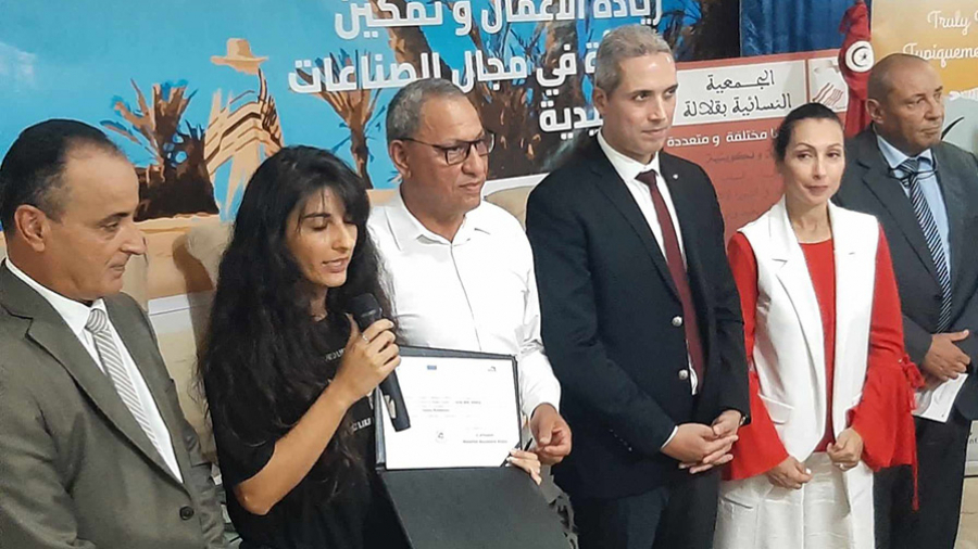 Djerba: Hommage aux femmes artisanes de Guellala