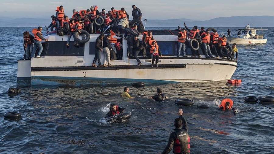 Grèce:  59 morts dans le naufrage d'une embarcation de migrants