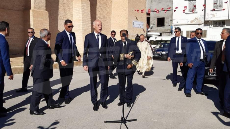 Kairouan: Saied tient une réunion avant la prière du vendredi Kairouan: Saied tient une réunion avant la prière du vendredi