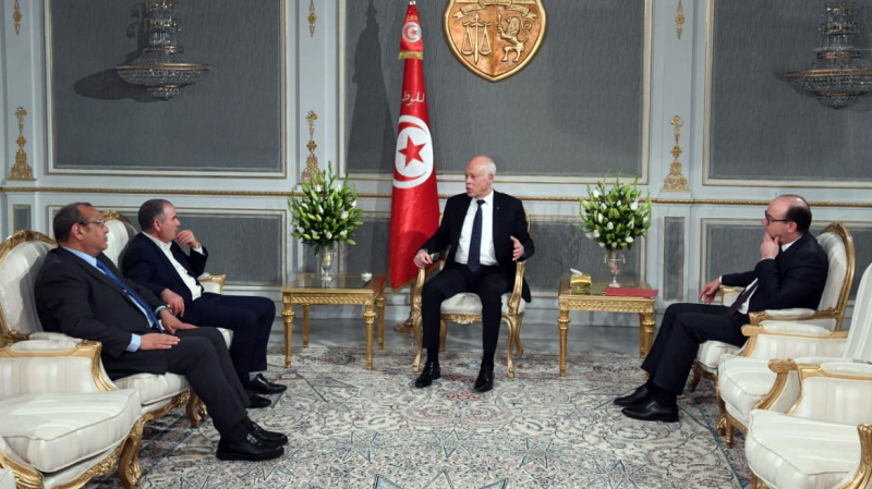 Kais Saïed reçoit Noureddine Taboubi, Samir Majoul et Elyès Fakhfakh kais-saied