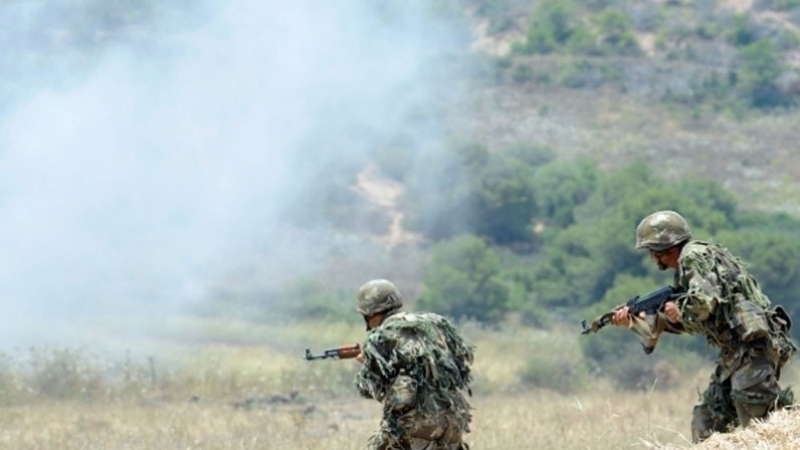 Kasserine : Deux terroristes tués et un suspect capturé à Aïn Fara kasserine-armée