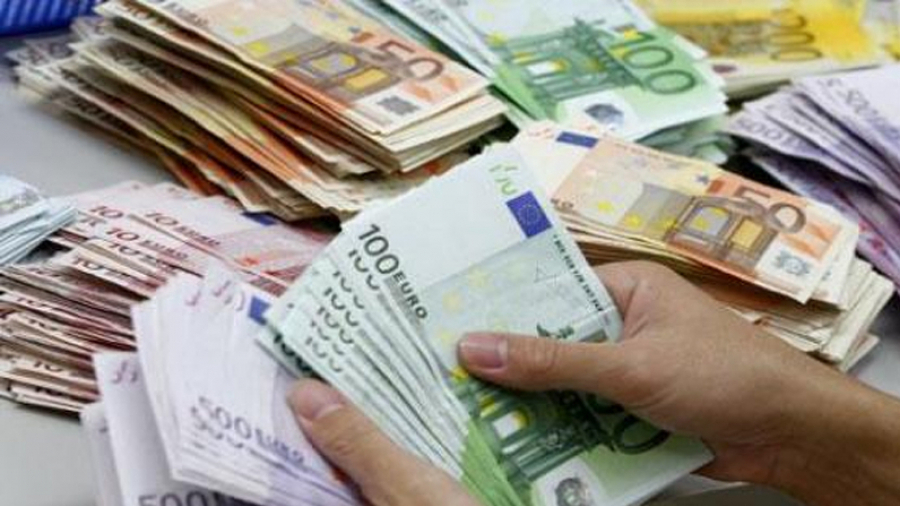 Kasserine: Saisie de 1.5 millions d'euros et 455 mille dollars